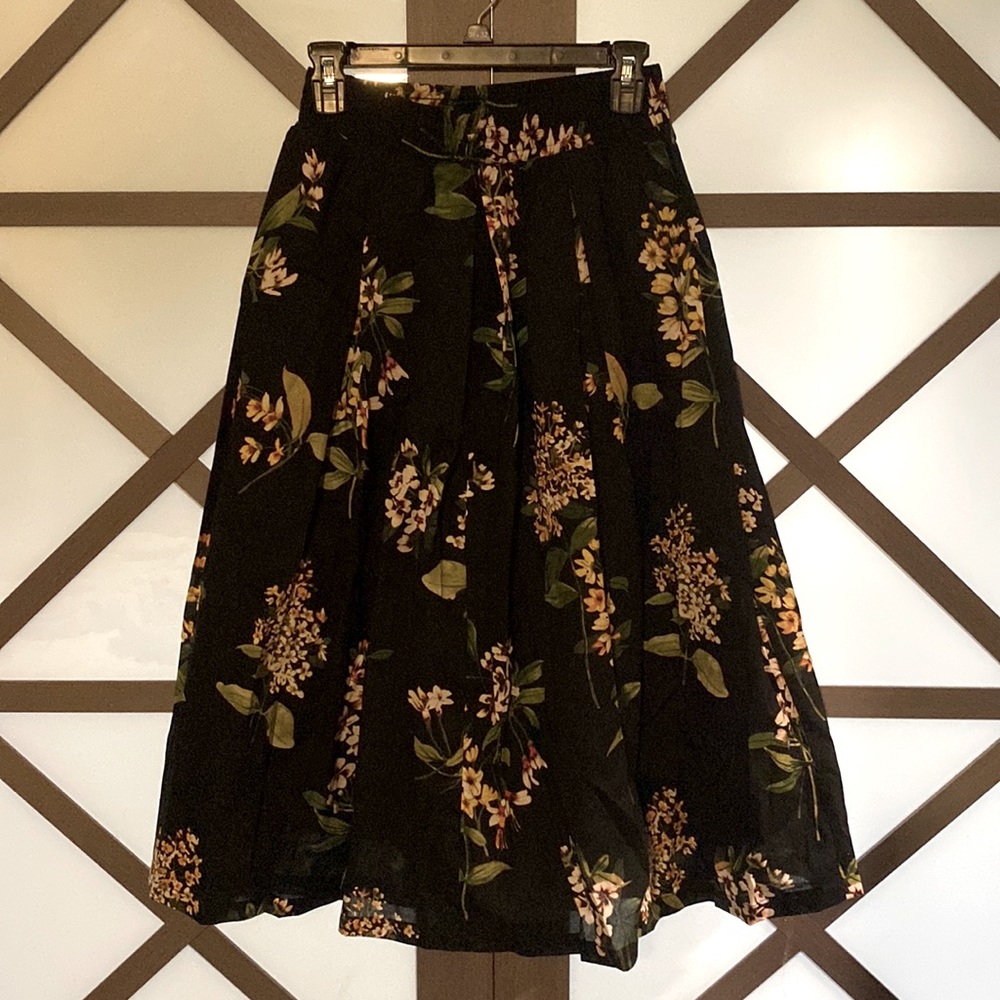 Tommy Hilfiger floral skirt